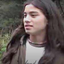 Who is ready for Edward Cullen?! I have some cool photos to share with you  guys for this category and a lot of help from friends! Can't wait to share!