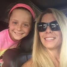 Erin Helm's Instagram, Twitter & Facebook