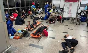 Major train crash in the underground lrt (kelana jaya.причина происшествия пока не известна. E8v4zerwkqpm3m