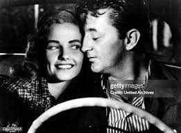 329 Sandra Knight Photos & High Res Pictures