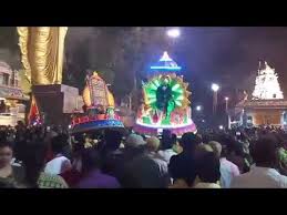 Batu caves gear up for thaipusam. Night Kavadi At Batu Caves Thaipusam 2019 Youtube