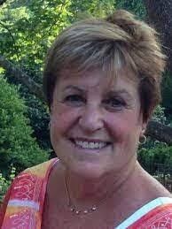 Marilyn Lundin's Instagram, Twitter & Facebook