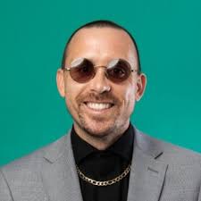 If you are in Miami today and want to know more about what Puerto Rico has  to offer send me a DM, let's meet!