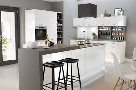 Insertar esta foto en mi página web. High Gloss Kitchens White Grey Gloss Kitchen Units Wren Kitchens