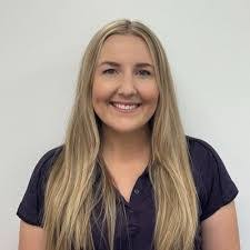 Caitlin Laird's Instagram, Twitter & Facebook