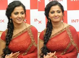 In the background you can see the sofa set which is gold in color. 15 Indian Hairstyles For Sarees Round Face With Images Styles At Life