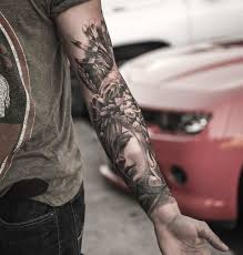 Idée tatouage homme bras horloge roses idée tatouage homme \u2013 20 motifs tendance récupérés sur pinterest! Tatouage Avant Bras Homme Motifs Et Styles Varies