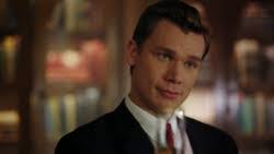 Brett Wallis's Instagram, Twitter & Facebook