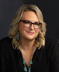 Denise Mccauley's Instagram, Twitter & Facebook