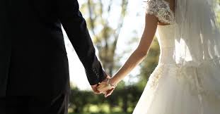 Gratis scarica biglietti auguri matrimonio da stampare divertenti. Frasi Di Auguri Per Matrimonio Le 120 Piu Belle Brevi E Semplici