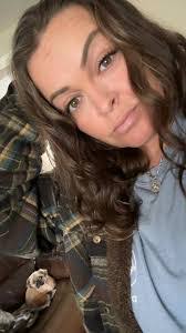 Barbara Gochenour's Instagram, Twitter & Facebook