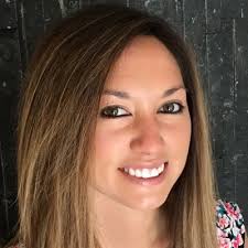 Crystal Howe's Instagram, Twitter & Facebook