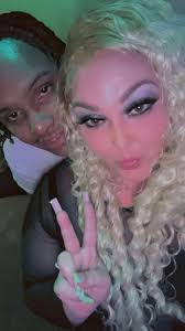 Met 🩷 1/17 Dated 🩷1/24/17 Engaged 🩷08/28/17 Married 🩷12/29/17 Still a  team 🩷2025 and beyond In honor of couples week, repost and replace with  your date.🥰💍