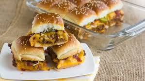How To Make Mini Burgers Recipe With Kings Hawaiian Rolls Slider Recipes Cheeseburger Sliders Mini Burgers Recipe