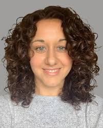 Luisa Davies's Instagram, Twitter & Facebook