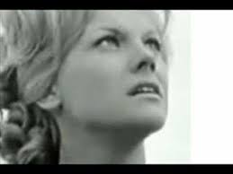 Maybe you would like to learn more about one of these? Eva Pilarova Hrom Aby Do Te Lasko Youtube