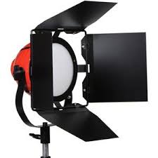 Smith Victor Ladybug Daylight Led Light With 4 Way Barndoors 401631