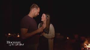 Emily und robert werden auf die probe gestellt, als sie ihre hochzeitsreise gemeinsam antreten. Emily Und Robert Ehrlich Hochzeitsreise War Anfangs Komisch Promiflash De