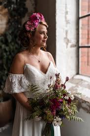 Maybe you would like to learn more about one of these? Ja Sagen Vor Einer Blumenwand Im Dogtap Berlin Blumen Floristik Herbst Hochzeitstrends Farben