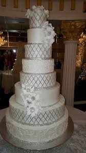 Tall Bling Wedding Cake Bling Wedding Cakes Beautiful Wedding Cakes Big Wedding Cakes