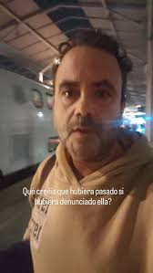 Hoy 19 de Agosto, Dario Solis se presenta frente al Juzgado de Familia con  una marcha. 550 días sin verlo y compartir un momento en familia con sus  dos hijos y abuelos