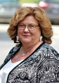 Kari Griffin's Instagram, Twitter & Facebook