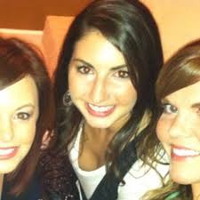 Ellen Callahan (@ellyncallahan)