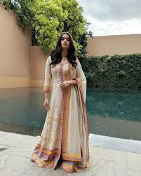 Pin On Alia Bhatt