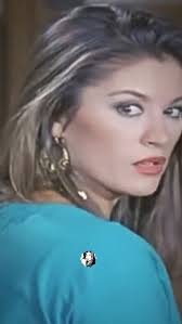 Dün Yedi Numara dizisinin Cansu'su, çok değerli sevgili Gülden Güney'i  evinde ziyaret ettim. O kadar tatlı ve enerji dolu ki 🥰 Eski günleri  andık, Yedi Numara set anılarını dinlemek büyük bir keyifti