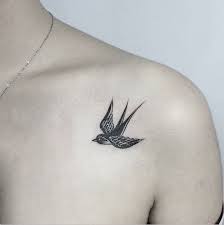 Colored Eyes Adli Kullanicinin Tattoo Panosundaki Pin Dovme Dantel Dovmesi Dovme Fikirleri