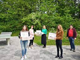 Deshalb können wir abends öfter zusammen fernsehen oder ausgehen. Heimvorteil2go Boxen Fur Schmallenberger Abiturienten Schmallenberg