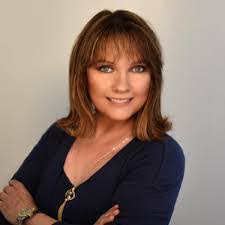 Sonya Paris's Instagram, Twitter & Facebook