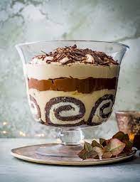 Baileys Tiramisu Chocolate Trifle Recipe Baileys Recipes Trifle Recipe Best Trifle Recipe