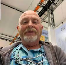 I need a traveller wife' #oldman #coffeman #iNeedWife #ineedpartner  #usaoldman