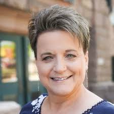 Luann Wolfe's Instagram, Twitter & Facebook