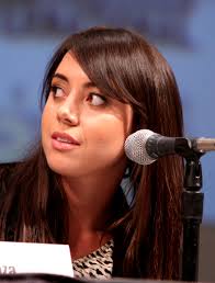Aubrey & i worked together to recut public domain films starring loretta young, strip away the sound and music. Aubrey Plaza Simple English Wikipedia The Free Encyclopedia