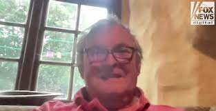 Robert Redford, Morgan Freeman, and Jennifer Lopez Are an Unexpected  Team-Up in This 20-Year-Old Neo-Western