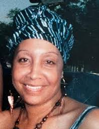 Carolyn Kimbrough's Instagram, Twitter & Facebook