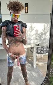 Ripped Jock Harold Lopez - Pounds Gay Porn Star Allen King