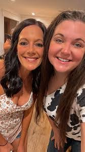 Anna Lacey's Instagram, Twitter & Facebook