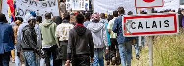 Resultado de imagem para calais refugiados