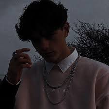In many of the pictures that can be classified into the honeycore aesthetic, bees, honey, or flowers can be seen and there is a big emphasis on agriculture and conservation of bees. Pin By Chloe S On B O Y Profile Picture Bad Boy Aesthetic Aesthetic Pastel Wallpaper
