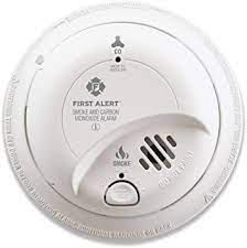 They warned me that there are some detectors that only work for one year. First Alert Brk Sc9120b Hardwired Smoke And Carbon Monoxide Co Detector With Battery Backup 1 Pack Amazon Com