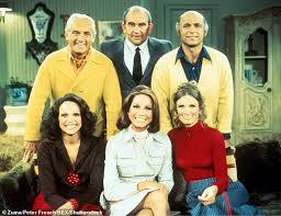 It was on the air for seven years. D Jlo2az1zyzm