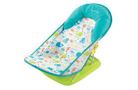 Front bar opens to make it easier to position baby into the seat. Summer Infant Deluxe Baby Bather