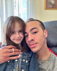 Ethan Bugg (@ethanbugg) • Instagram photos and videos