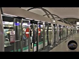 Plusieurs phases d'extension de la ligne sont programmées pour, à terme, permettre de. Metro De Paris Ligne 14 Materiel Mp89 Ca A Saint Lazare Youtube