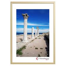 Bilderrahmen 20×30 weiß kunststoff mit passepartout auswahl b+h test 10,00 € bilderrahmen 24×30 gold matt alu 16,40 € inkl. Framesfactory Aluminium Bilderrahmen Amelia 10x15 Cm Gold Matt Allesrahmen De