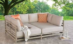 Deluxe style daybed cushions are wrapped with an additional layer creating a crown effect. Pin On Decoration Ideas