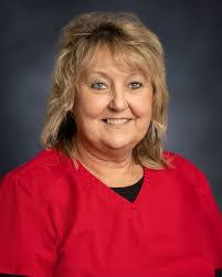 Lori Fink's Instagram, Twitter & Facebook